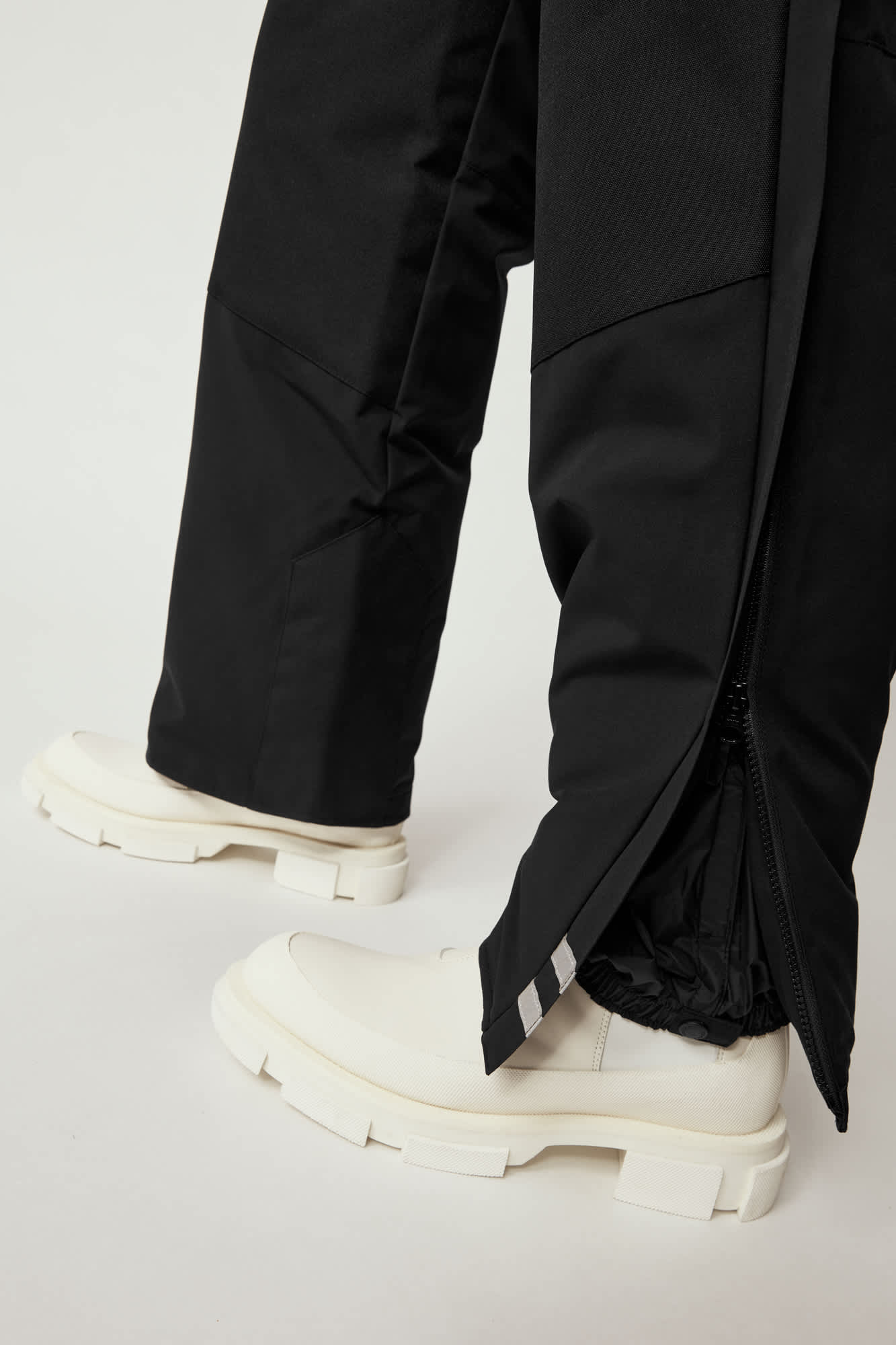 Women s Arctic Program Tundra Cargo Pant Canada Goose ES