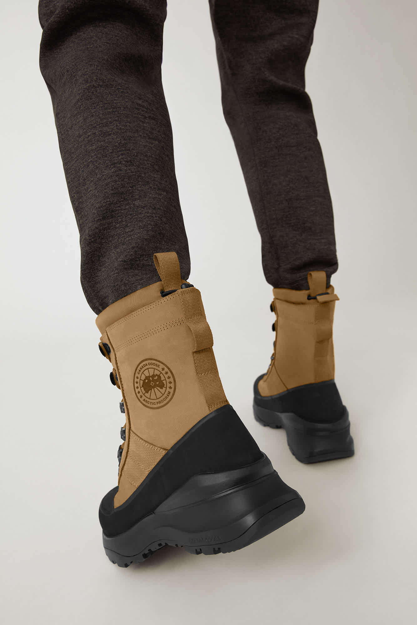 canada goose armstrong boot