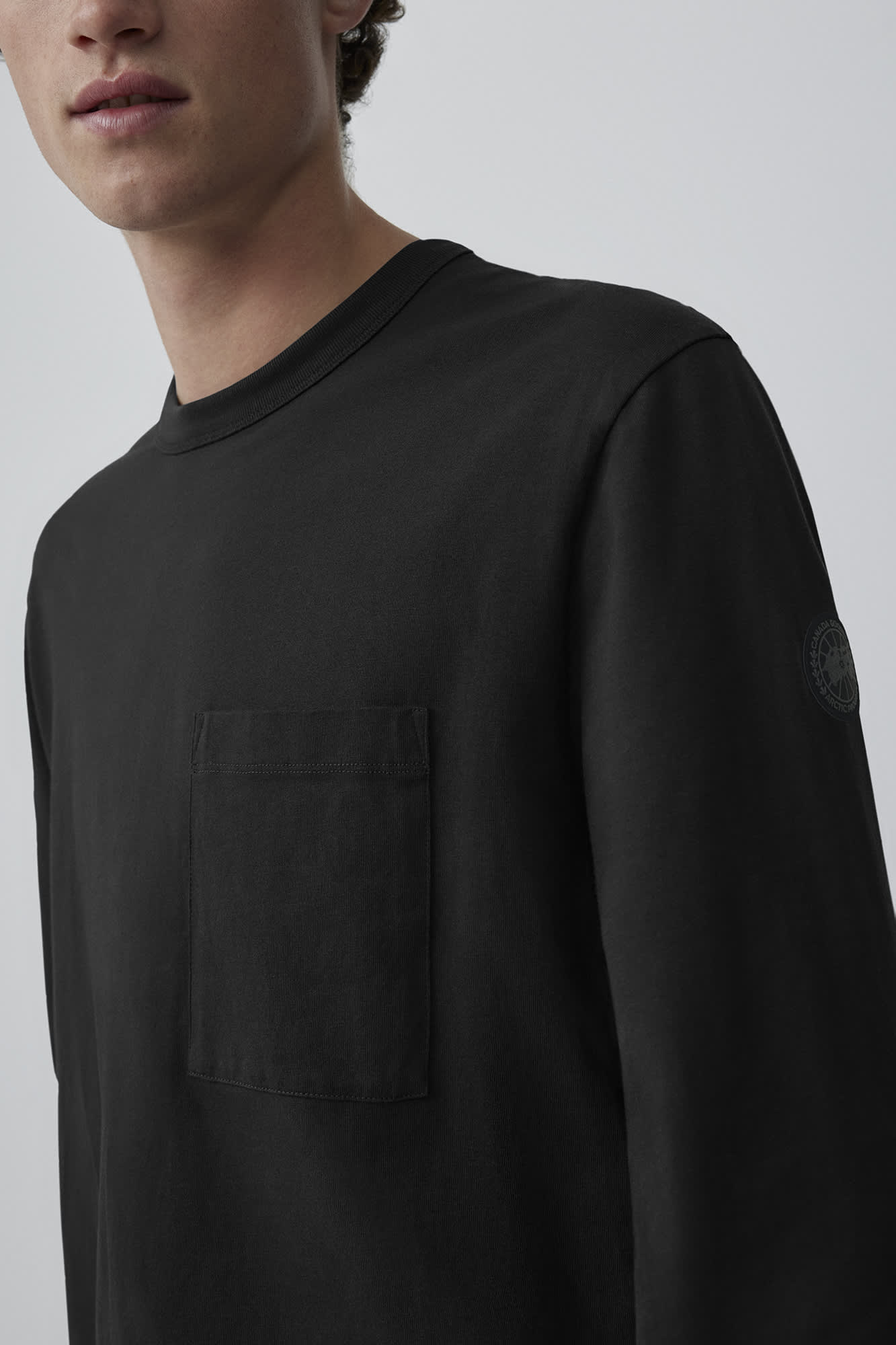 Men s T shirts Long Sleeve Shirts Canada Goose