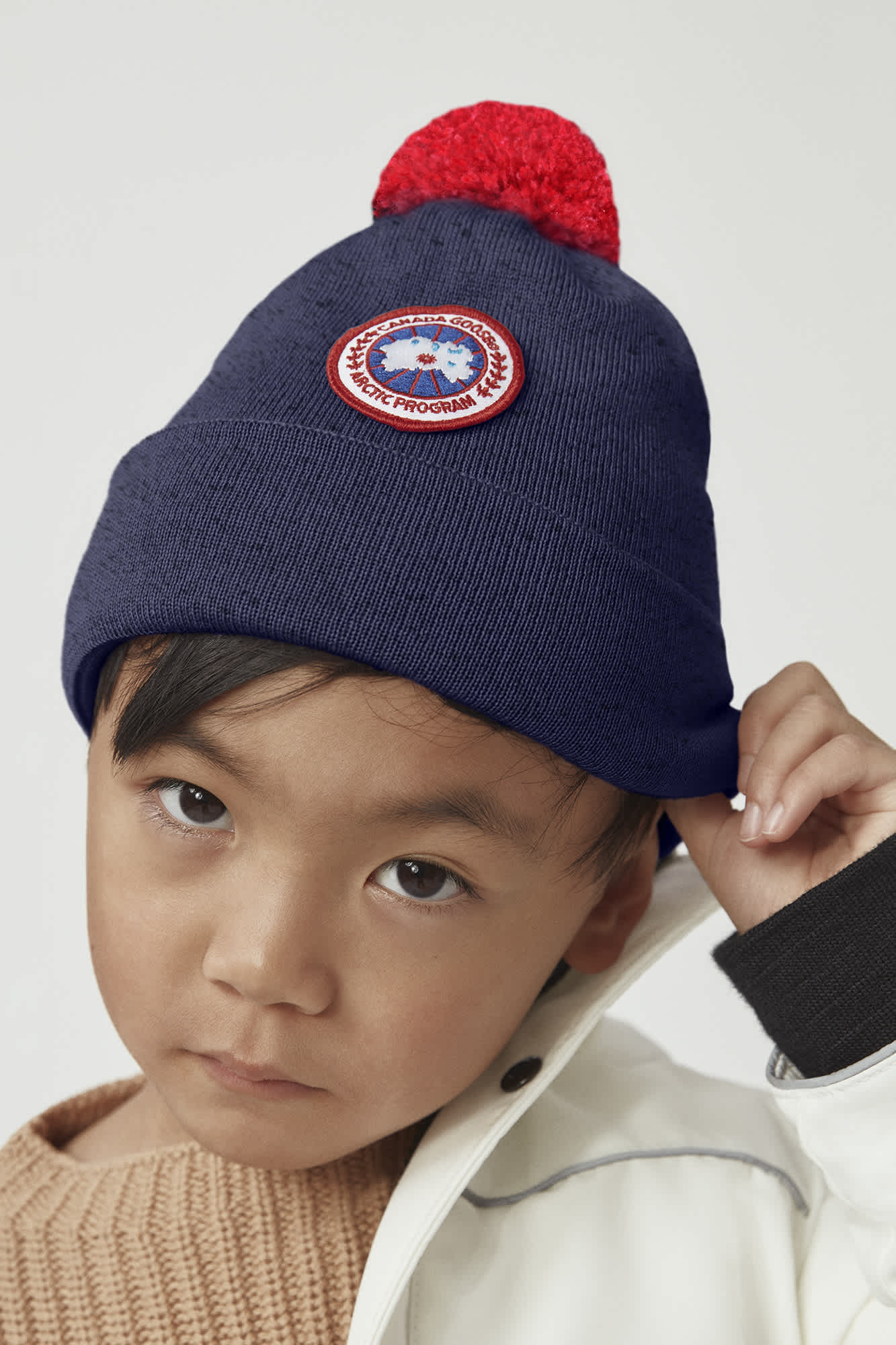 Canada goose beanie pom 2025