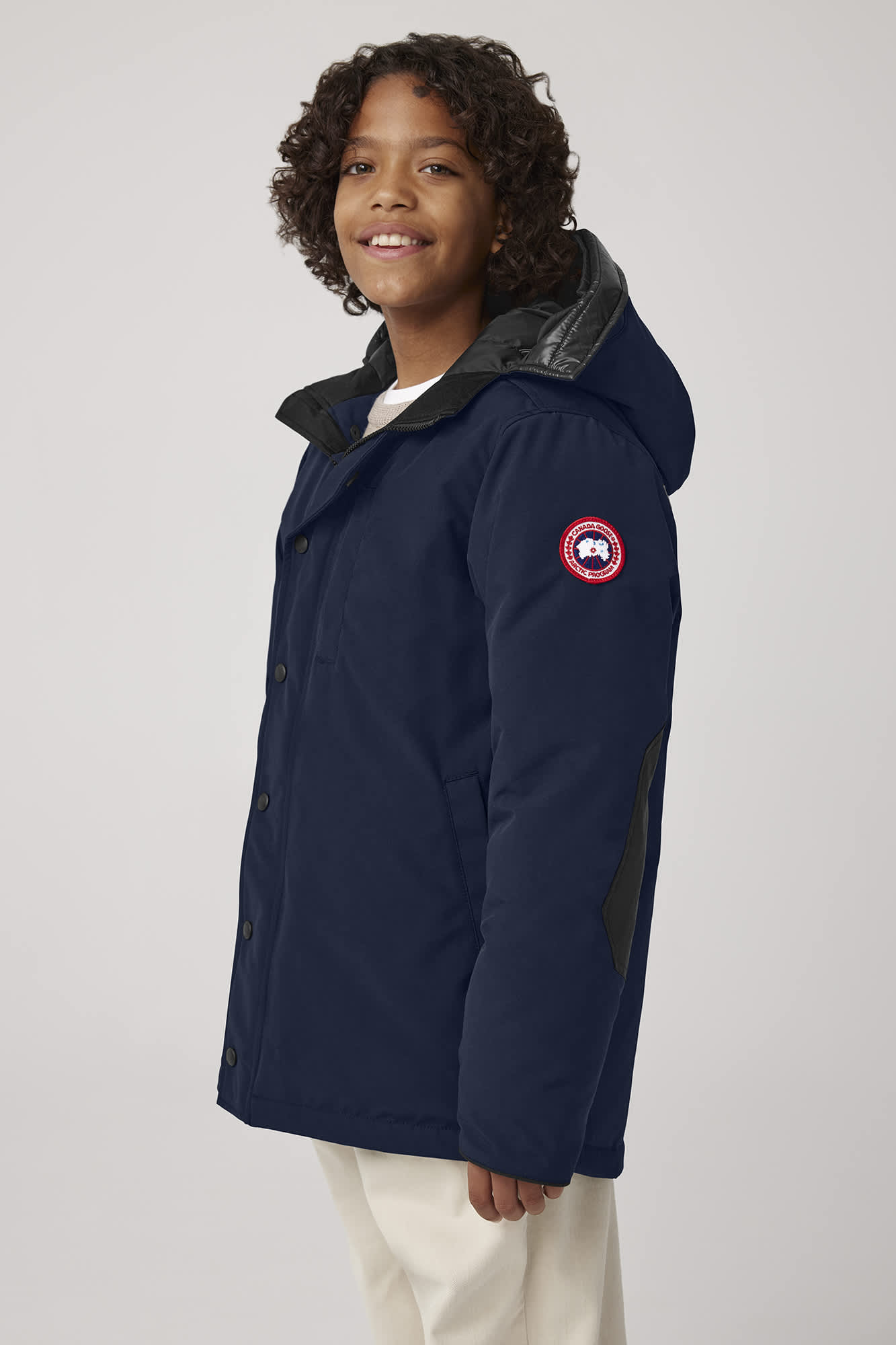 Canada goose logan parka youth deals