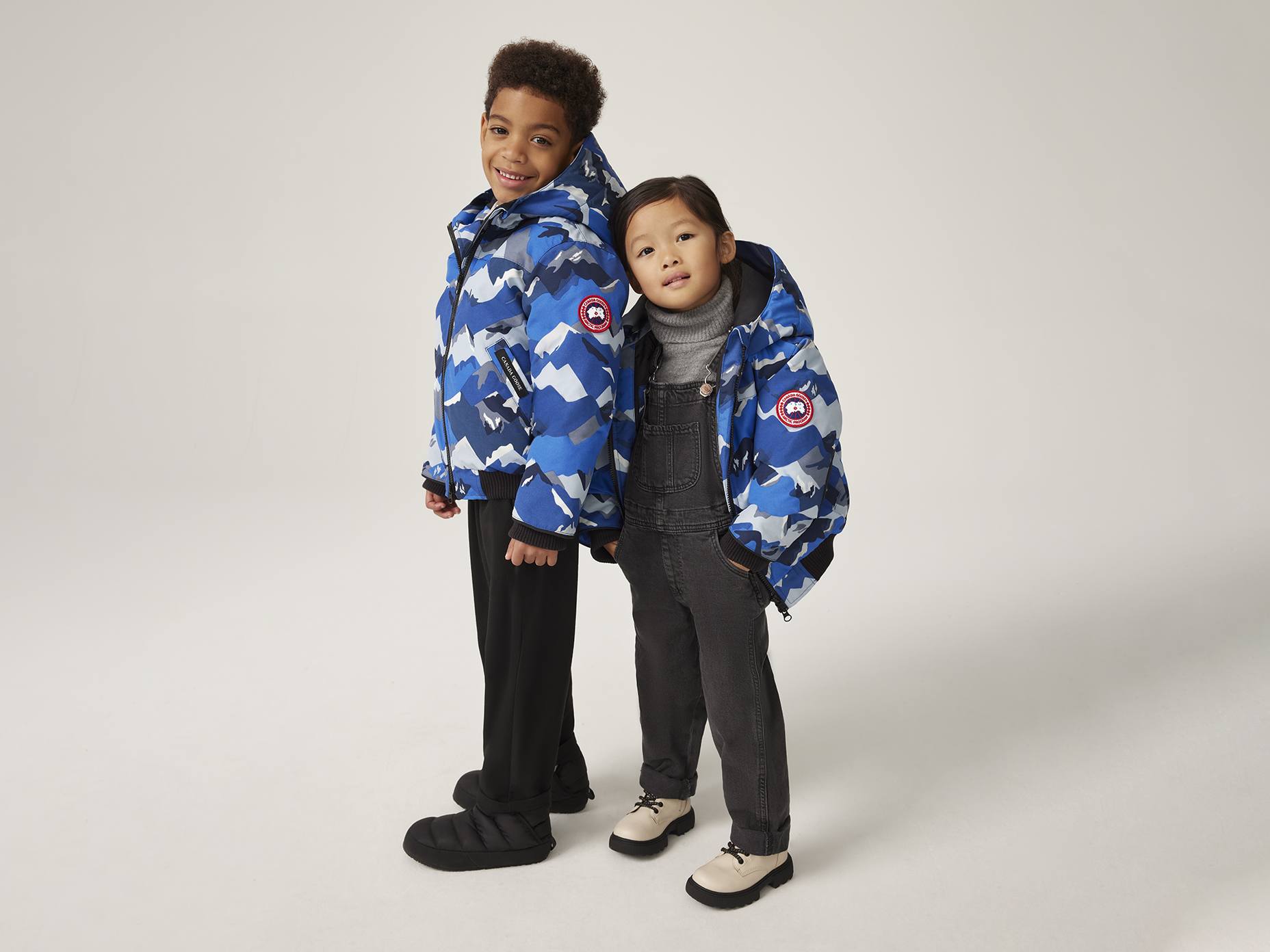 Kids Grizzly Bomber Print Canada Goose UK