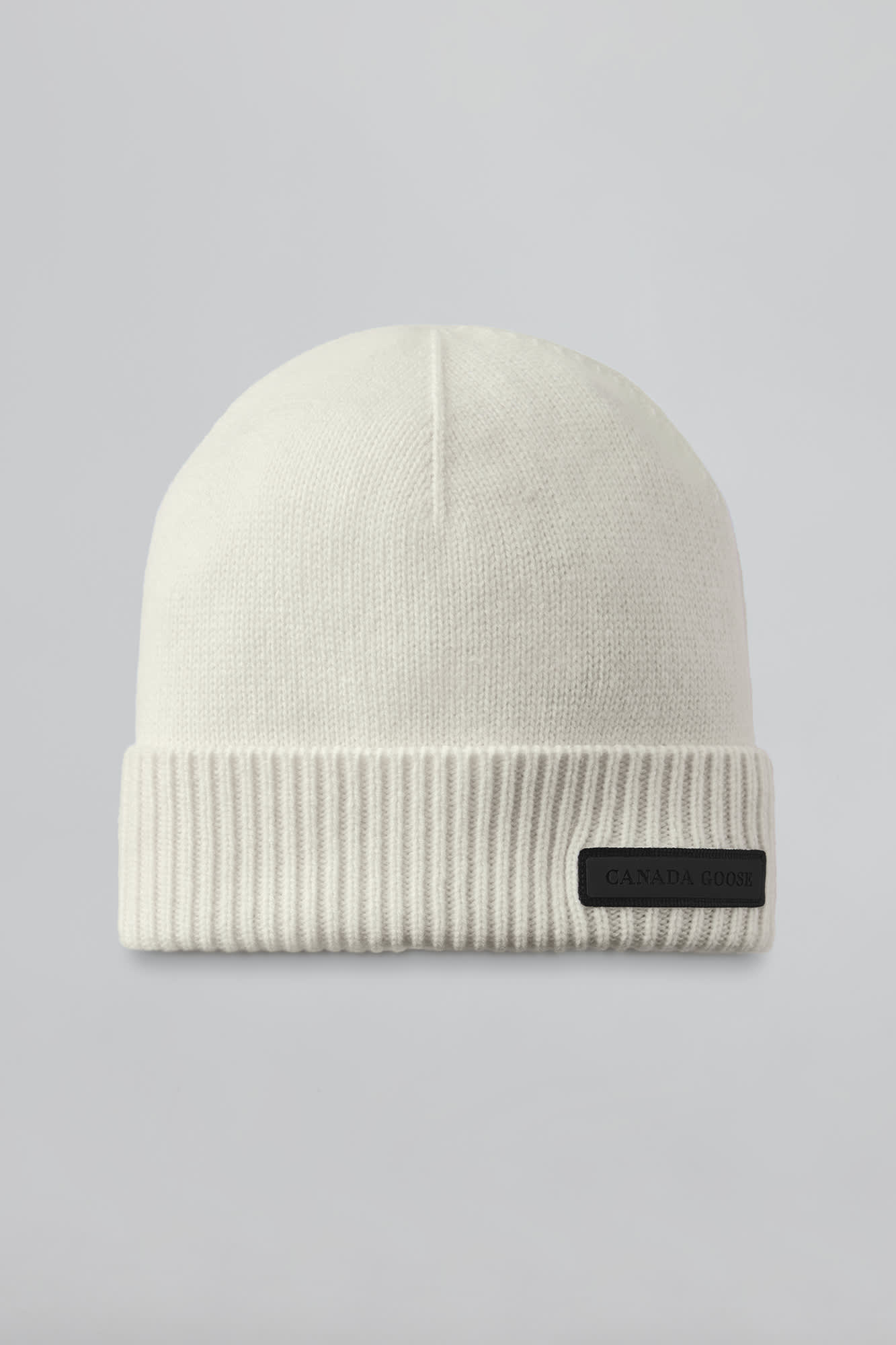 Small Emblem Toque Canada Goose CH