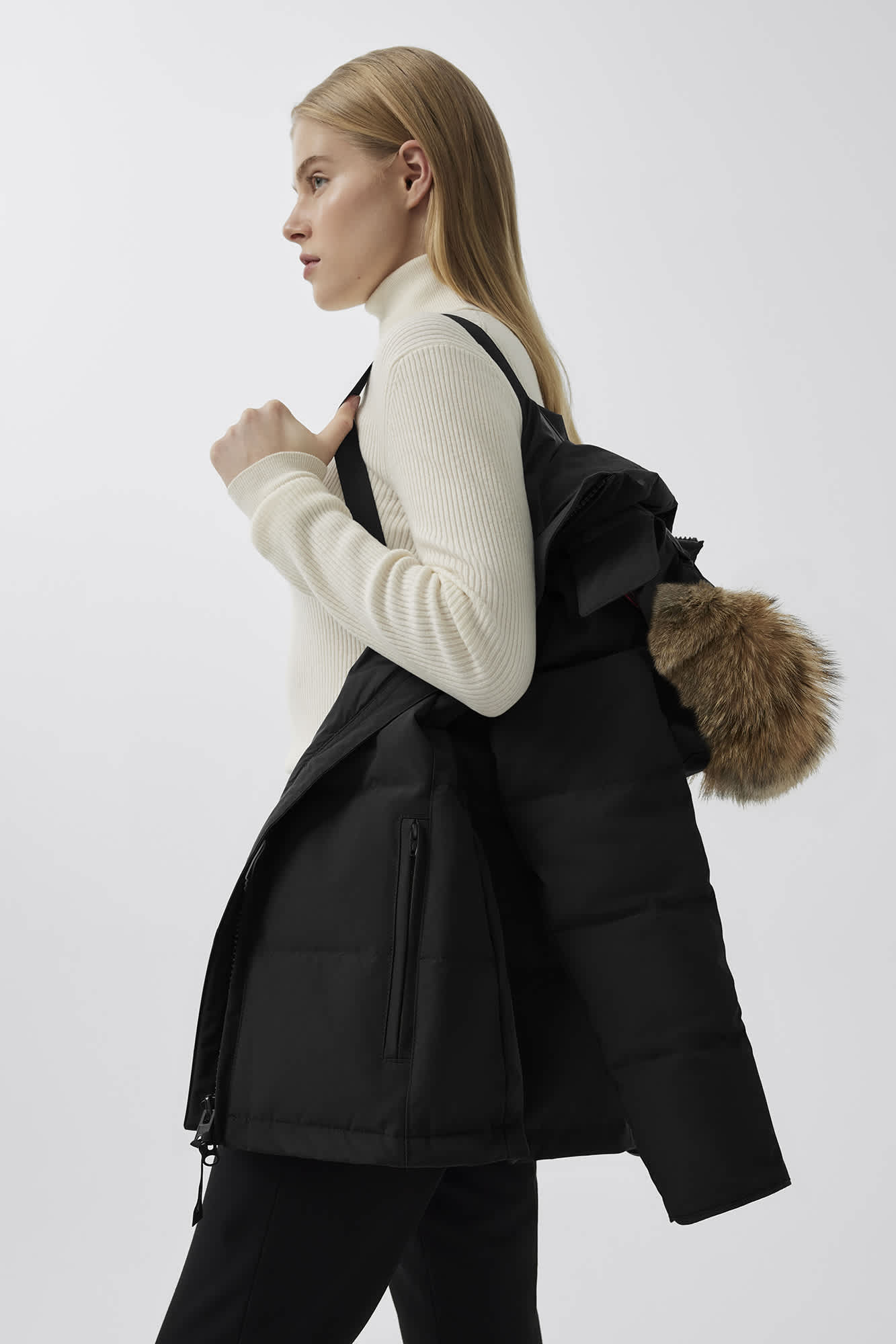 Canada goose chelsea parka stormy sky 2025