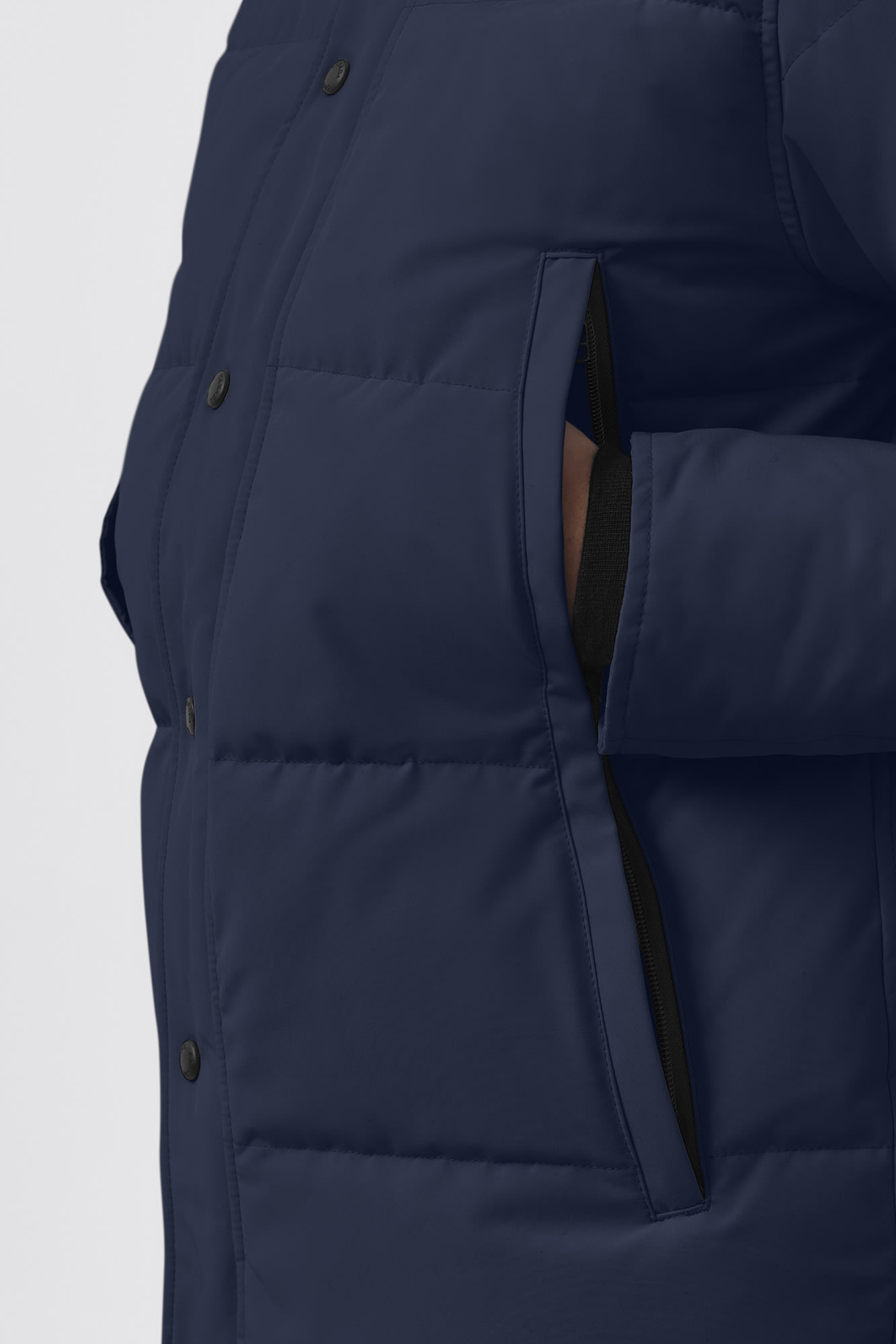 Canada goose wyndham parka military green clearance