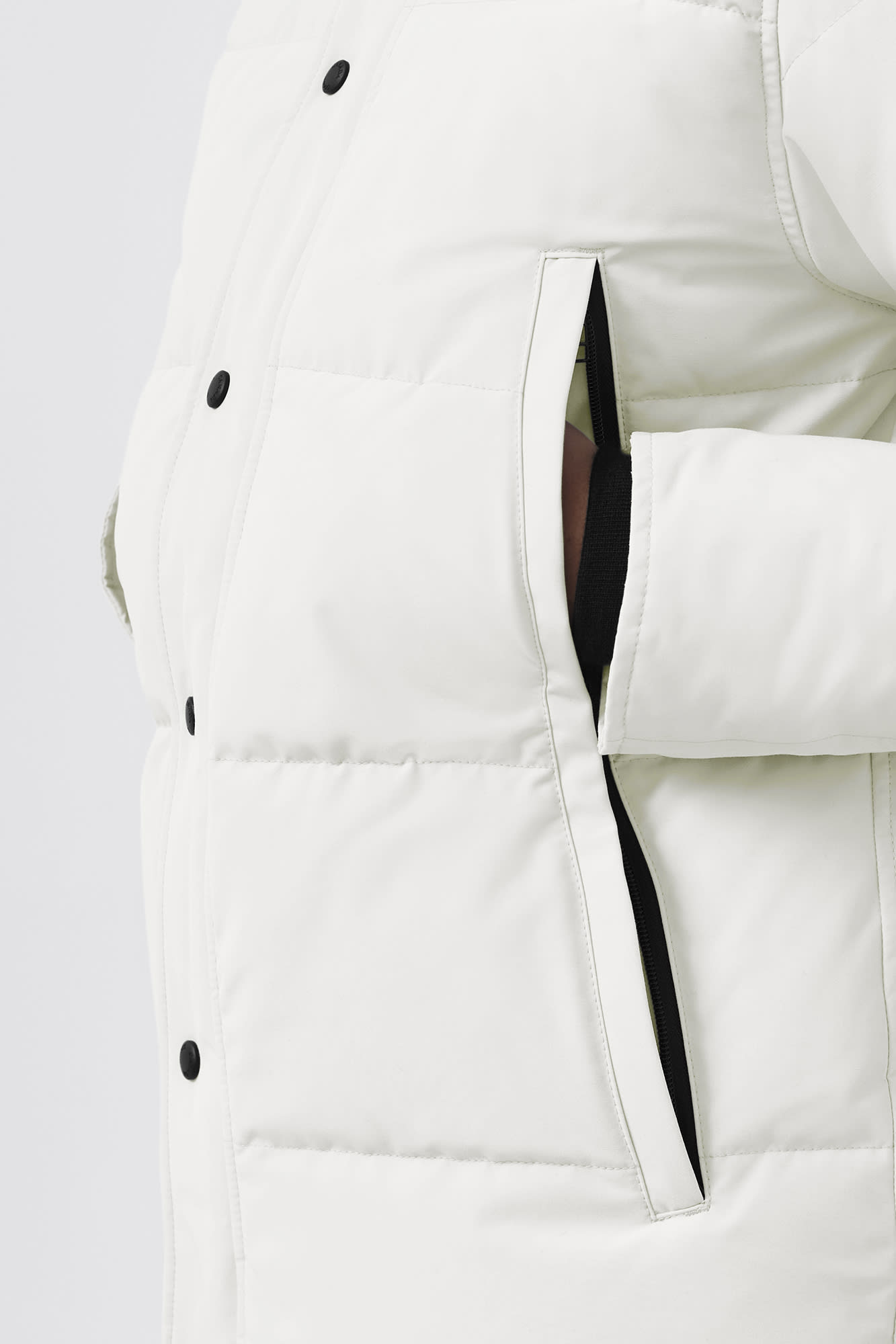 Canada goose wyndham parka tessuti outlet