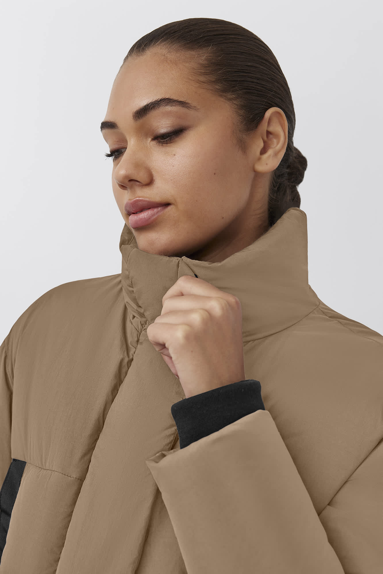 【 】ホワイトラベル Junction Cropped Puffer Junction Cropped Puffer Black Label | Canada Goose US