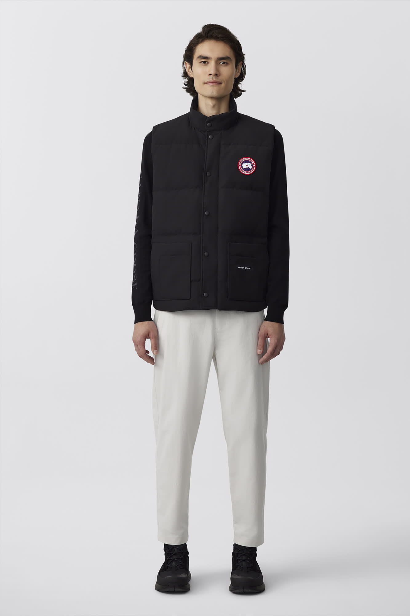 Black mens canada goose gilet shop