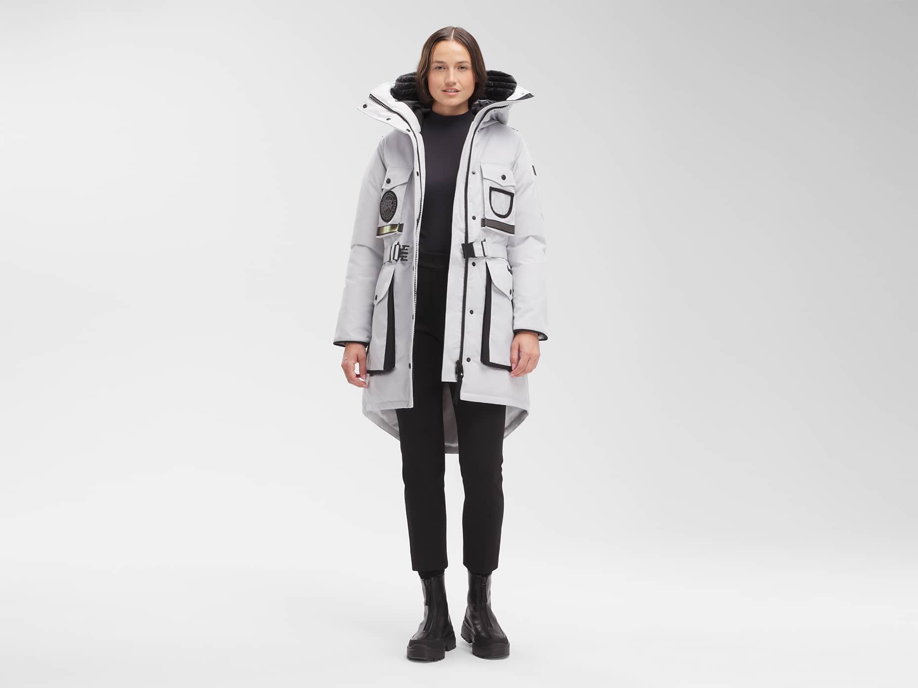 Canada goose burnett parka black label 2025