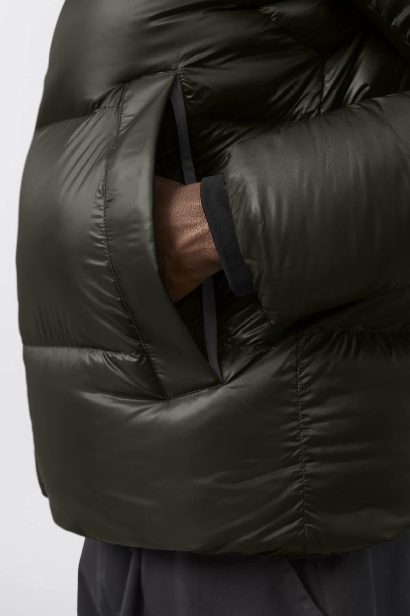 Crofton Puffer Black Label | Canada Goose NP