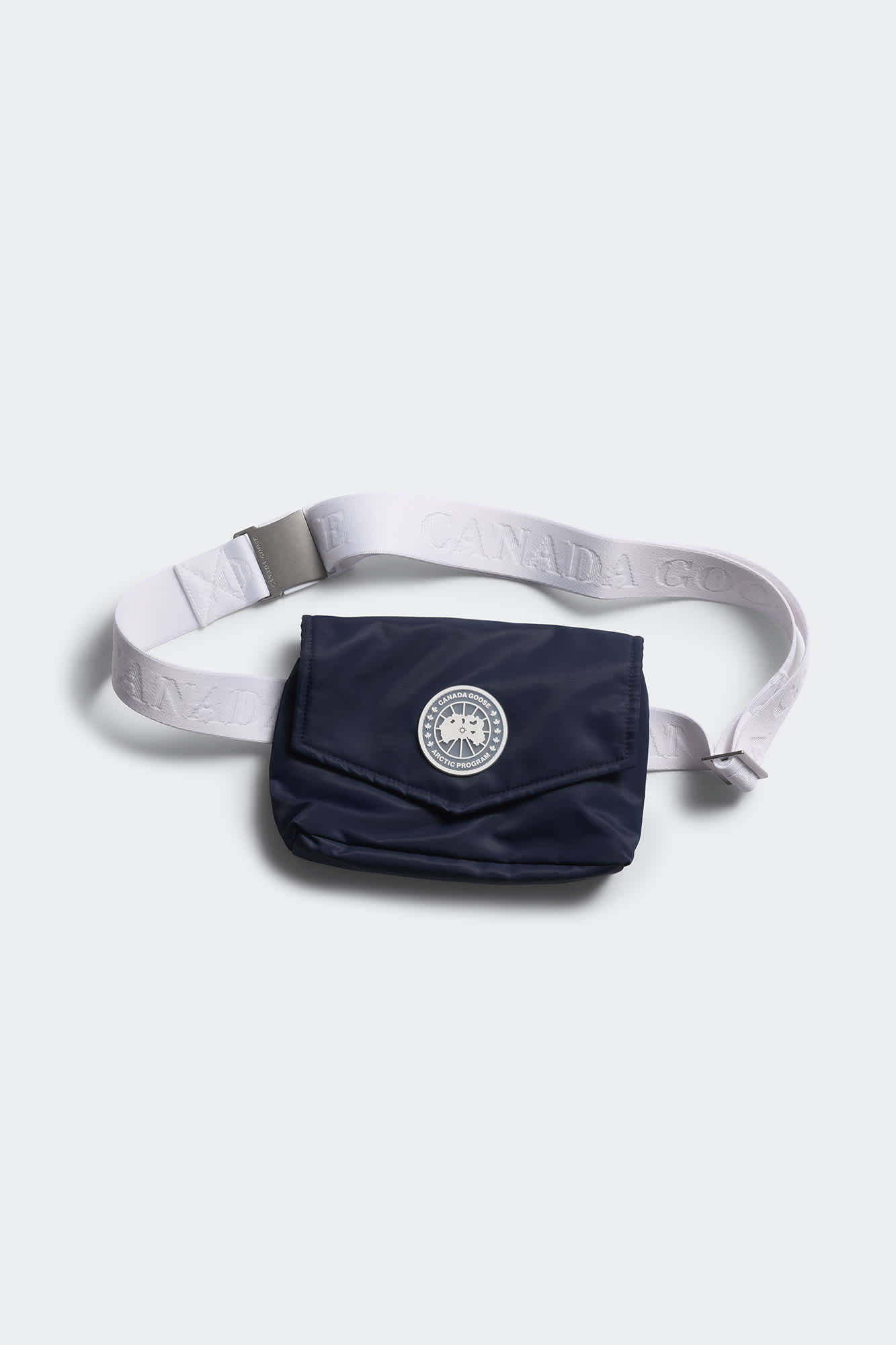 Women s Bags Sling Belt Bags Waist Packs Canada Goose UK