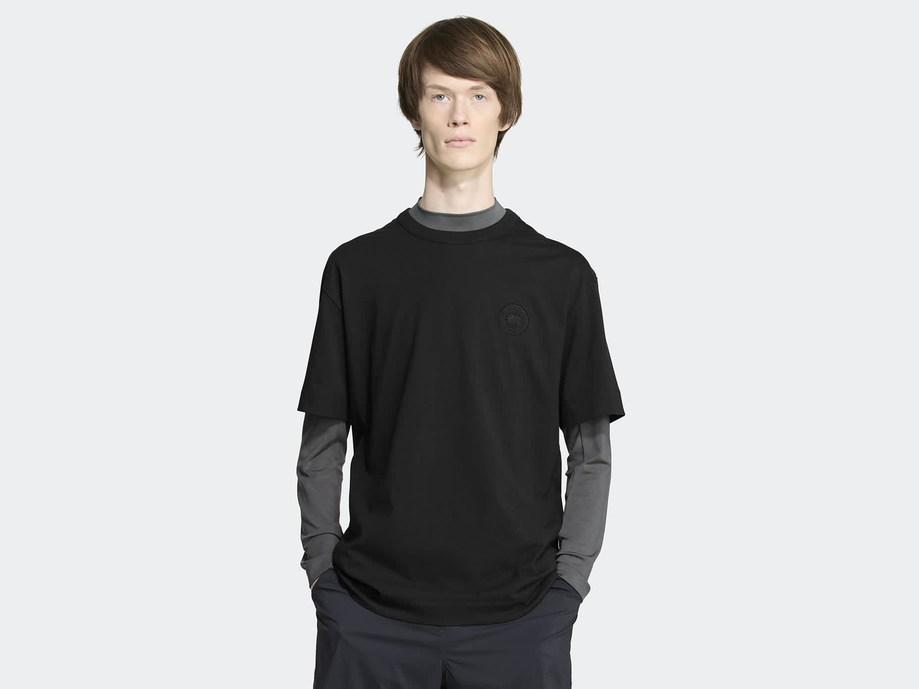 【 】ロゴ T シャツ Gladstone Relaxed T-Shirt GLADSTONE RELAXED T-SHIRT Hype Logo / Canada Goose Original