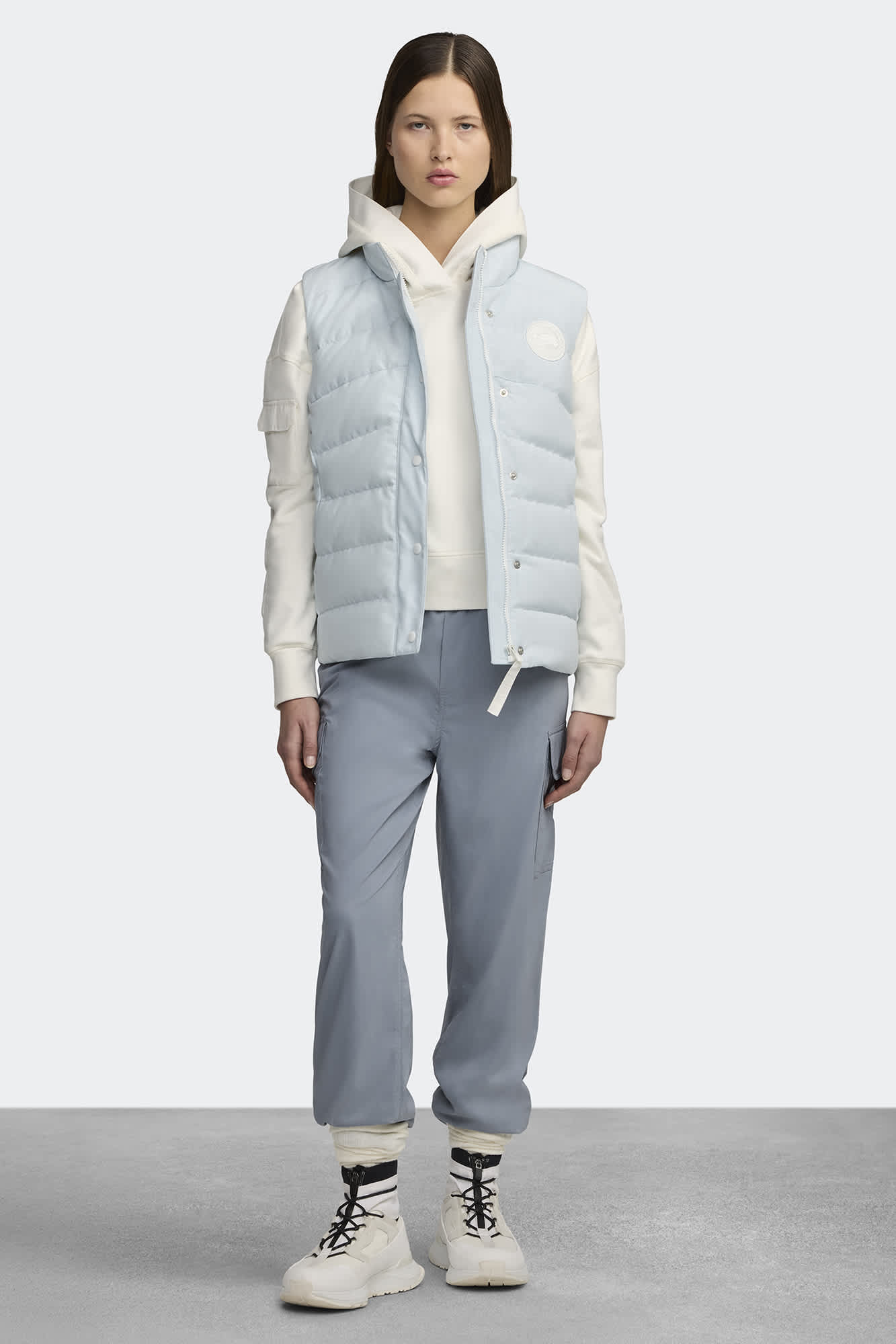 【カナダグース】幅広いスタイルFreestyle Vest ホワイト Label Freestyle Vest White Label | Canada Goose US