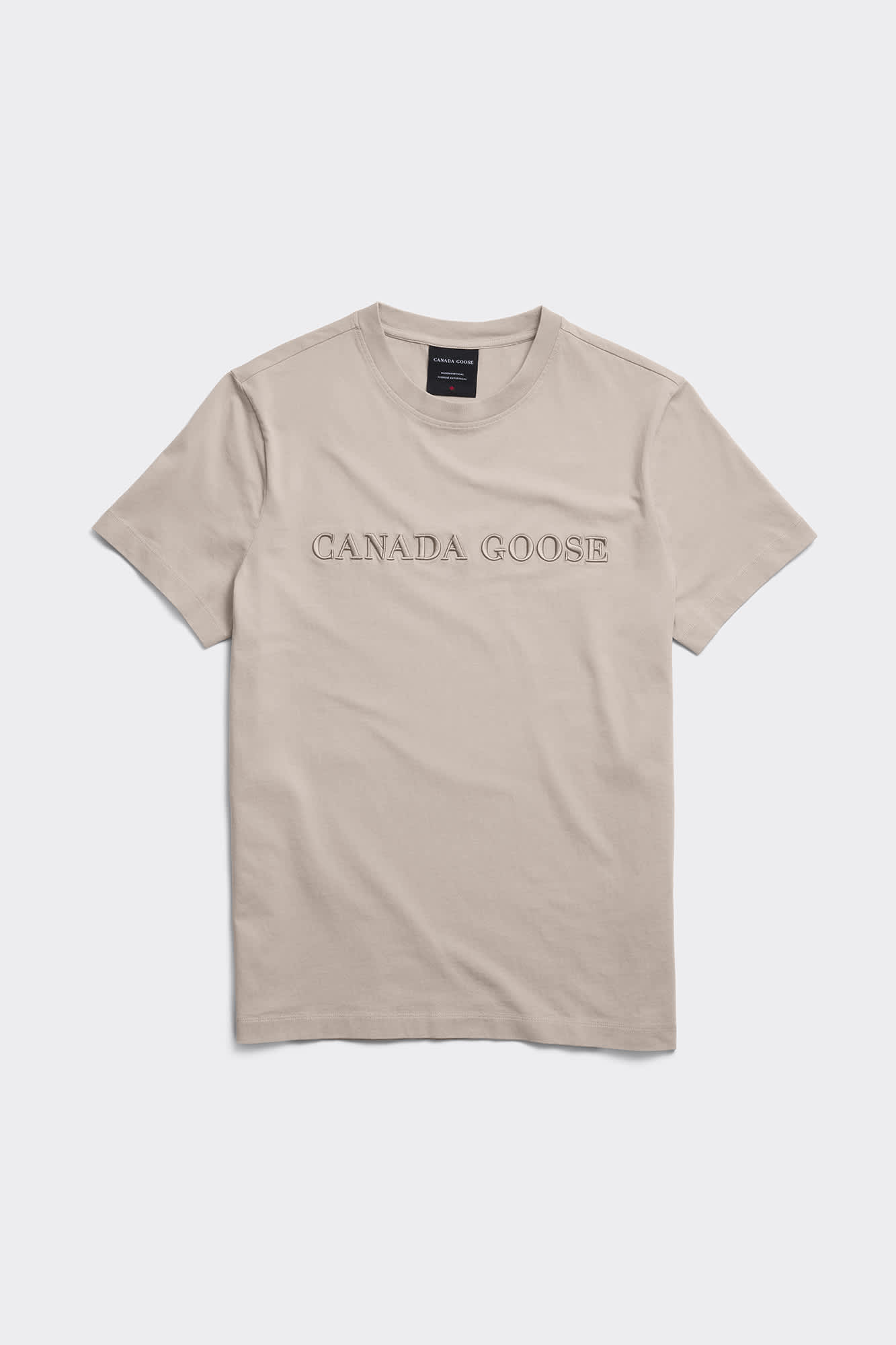関税込   カナダグース Emersen ロゴ刺繍 Tシャツ Emersen Crewneck T-Shirt | Canada Goose US