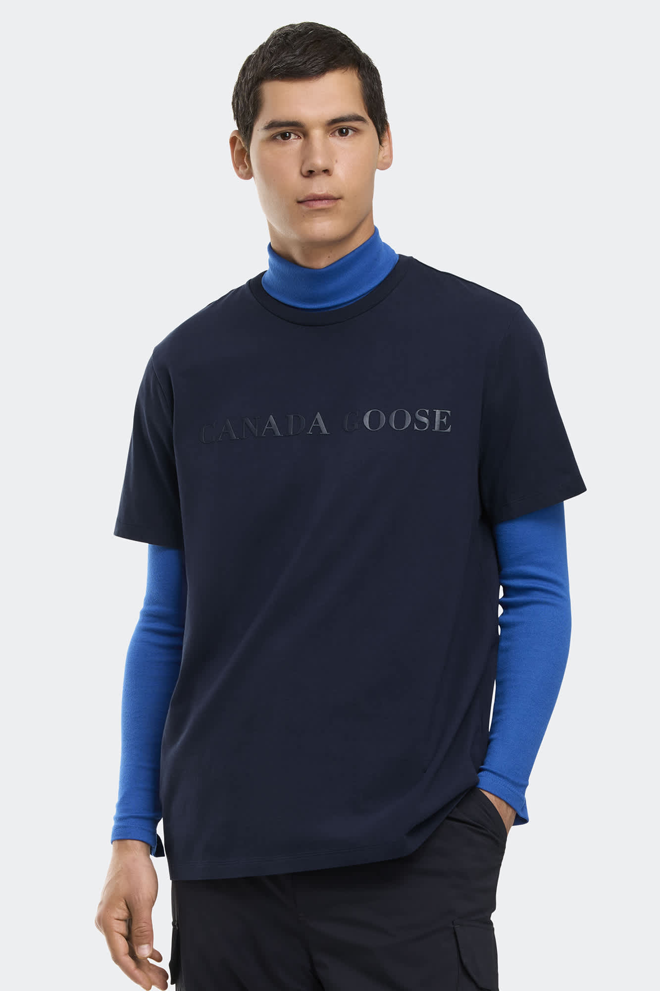 関税込 カナダグース Emersen ロゴ刺繍 Tシャツ Emersen Crewneck T-Shirt | Canada Goose YG