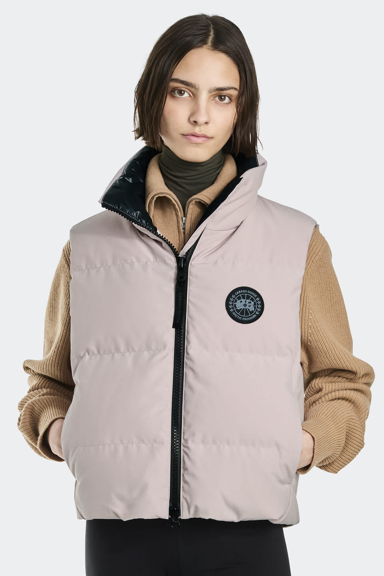 新作 Grandview Cropped Vest ◆カナダグース◆ブラックレーベル グランドビュー クロップド ベスト ブラックレーベル(2267WB