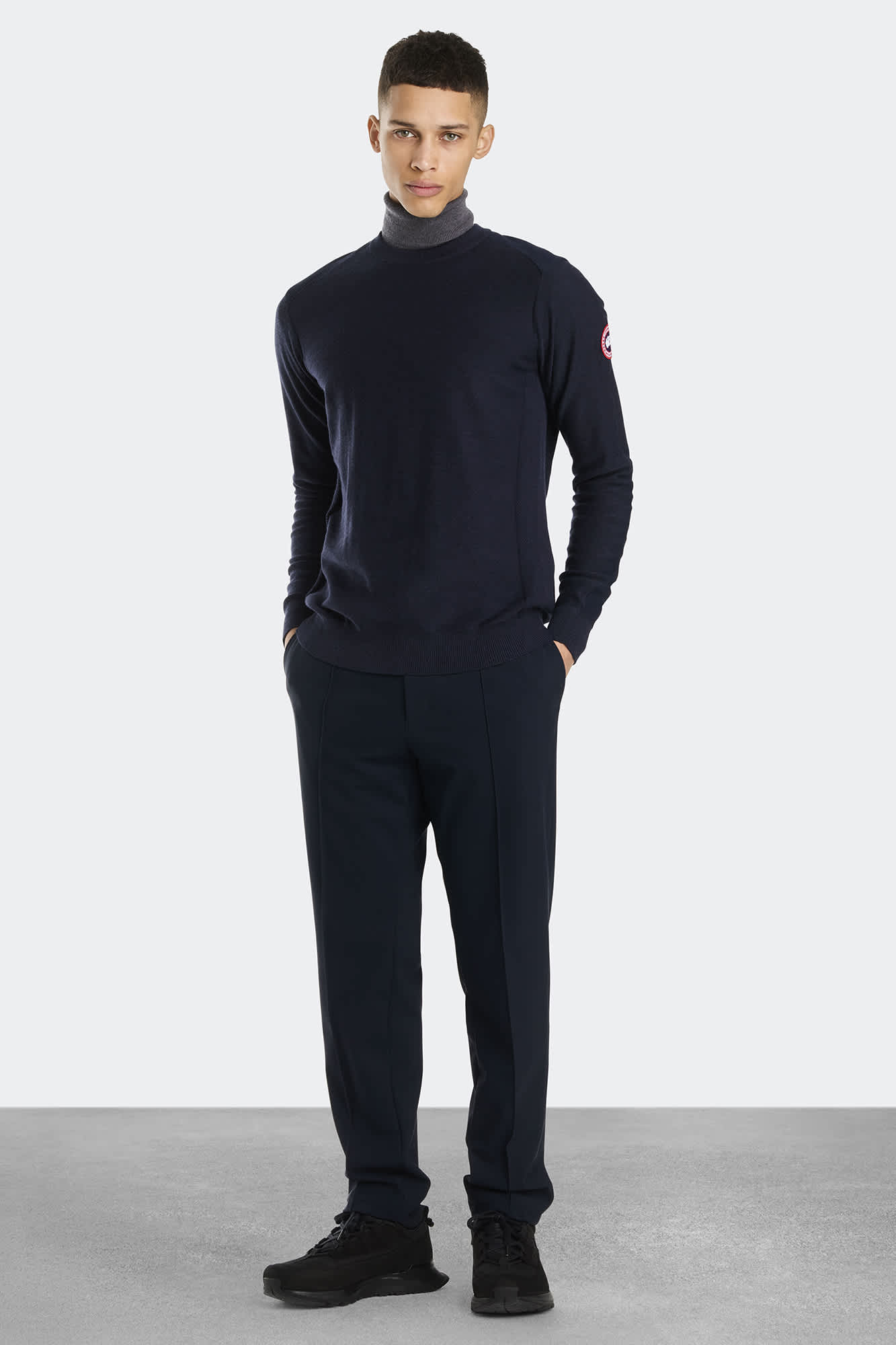 カナダグース■Dartmouth■クルーネックセーター Canada Goose Men's Dartmouth Crew Neck Sweater - Navy