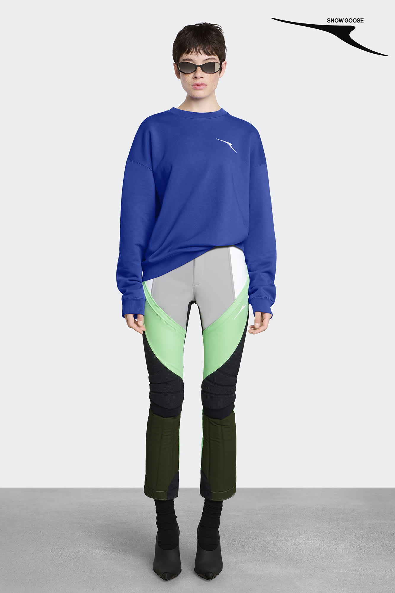 Dawn Graphic Relaxed Crew