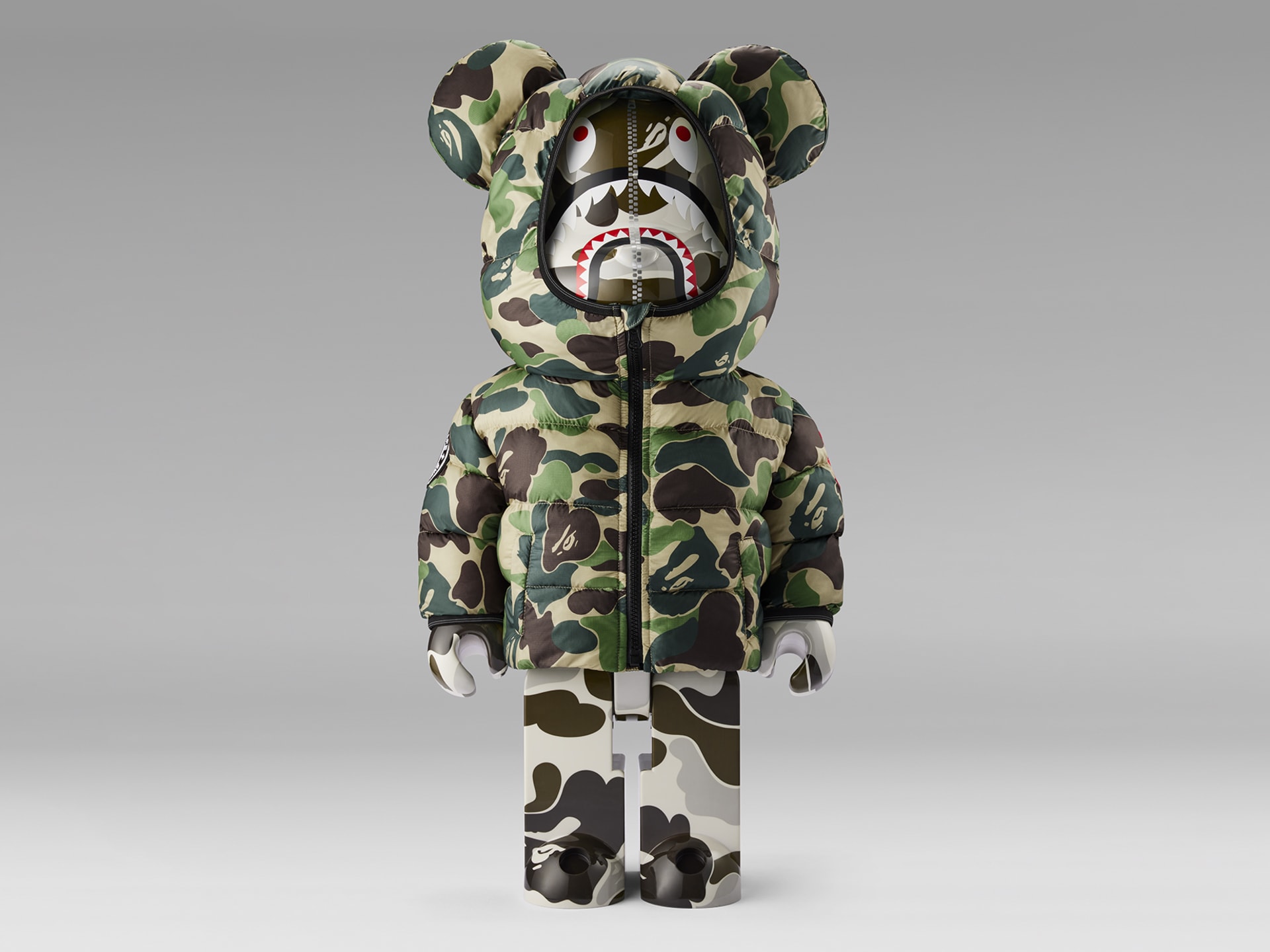 Bearbrick bape camo store