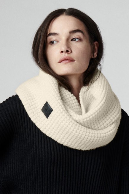 Scarves canada clearance