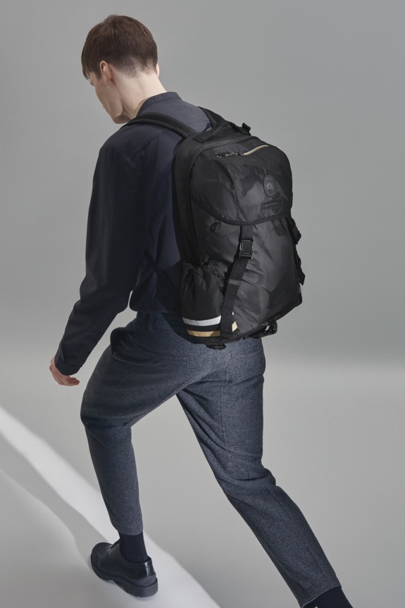 E90 Backpack WANT Les Essentiels Canada Goose®
