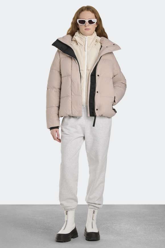 Black Label Women s Parkas Jackets Knitwear Canada Goose GB