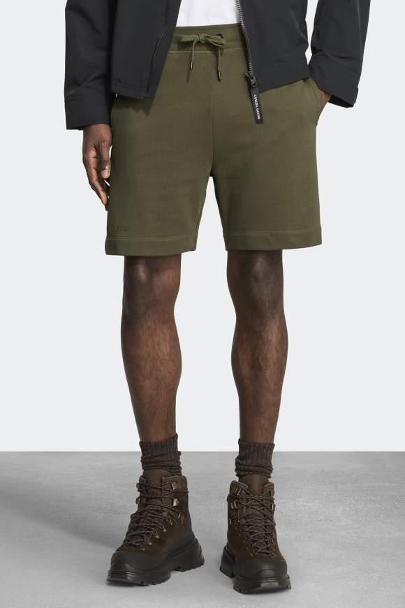 Short sweatpants discount
