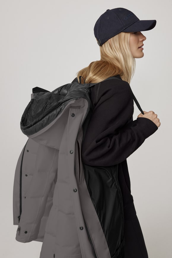 Canada goose kinley parka black label on sale