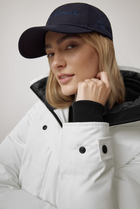 Black Label Women s Parkas Jackets Knitwear Canada Goose US