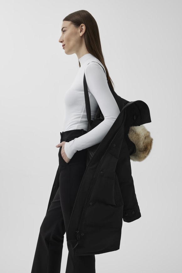 Black Label Women s Parkas Jackets Knitwear Canada Goose