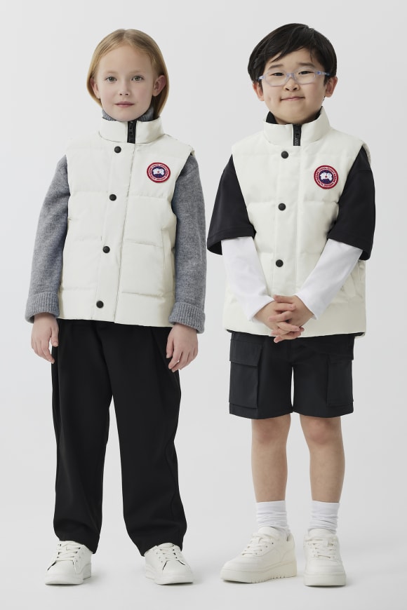 Manteaux habits de neige garcons et filles Canada Goose CA