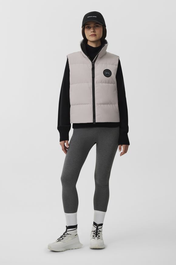 Women s Gilets Body Warmers Long Puffer Gilets Canada Goose TR