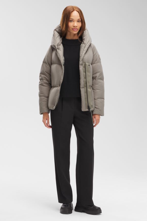 Outerwear for Women Jackets Vests Bombers Canada Goose FR