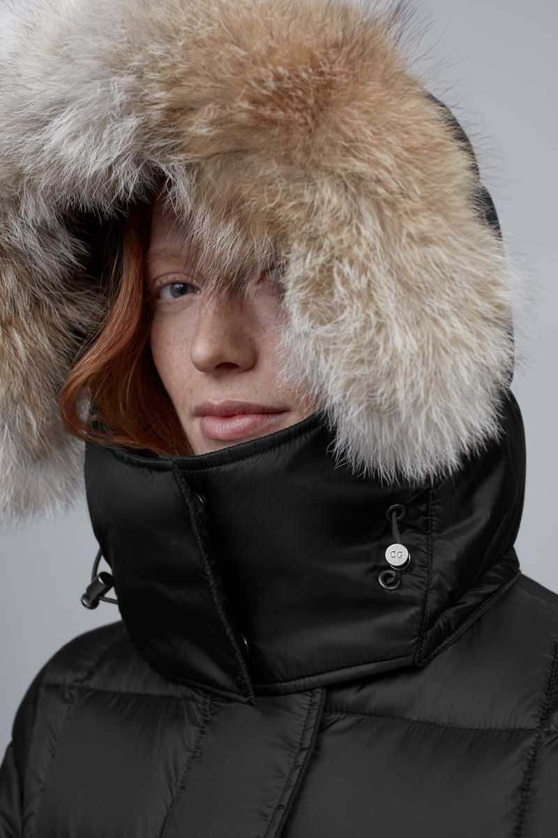 Canada goose lunenburg parka black label deals
