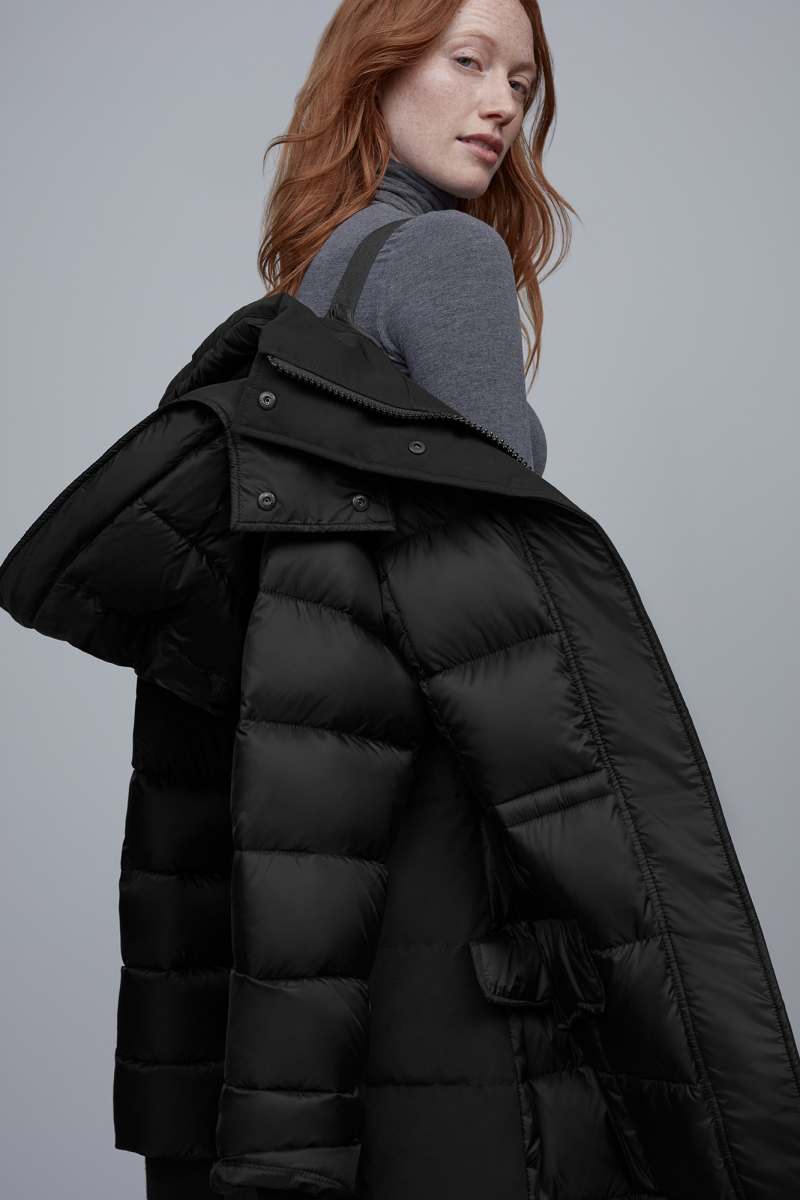 Canada goose lunenburg parka black label deals