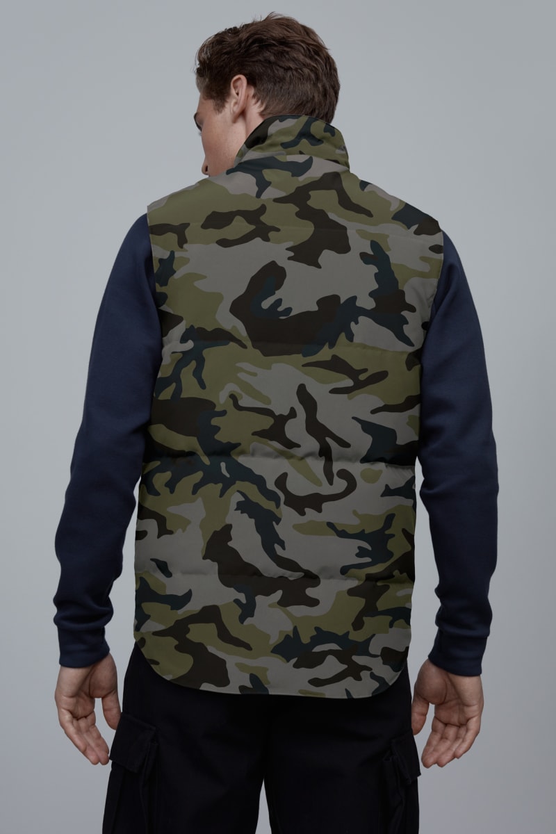 Men s Garson Vest Print Canada Goose CN