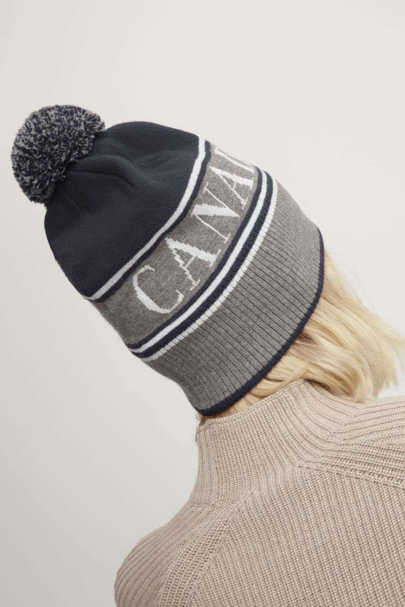 Women s Canada Goose Pom Toque Canada Goose FR