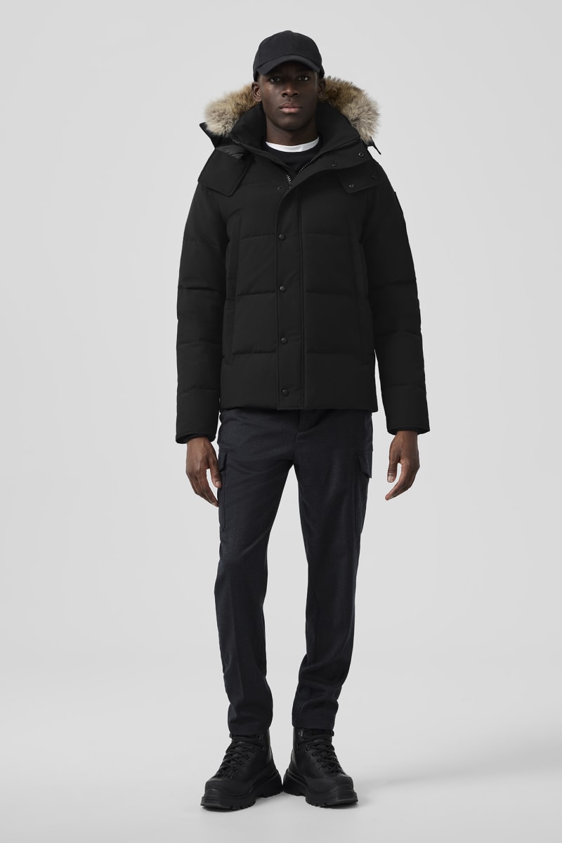 Trunk Tunnland Handled New Canada Goose Jackets Bygga P Inbilsk Tecken