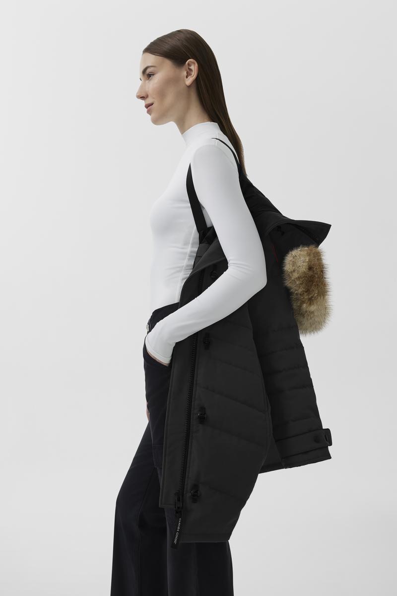 Canada goose style 2090l hotsell