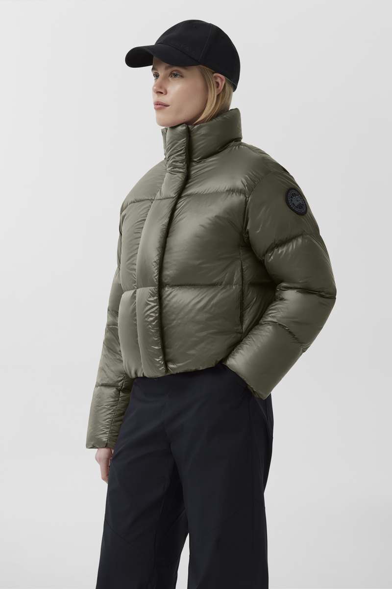 Black crop puffer coat online