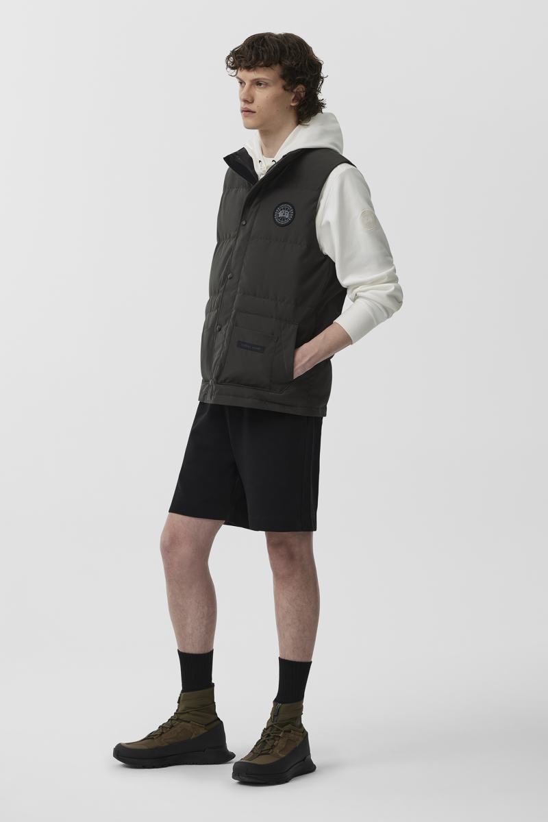 Canada goose freestyle crew vest black label on sale