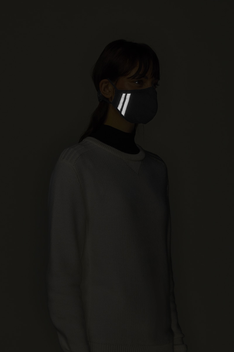 Black Disc Face Mask | Canada Goose